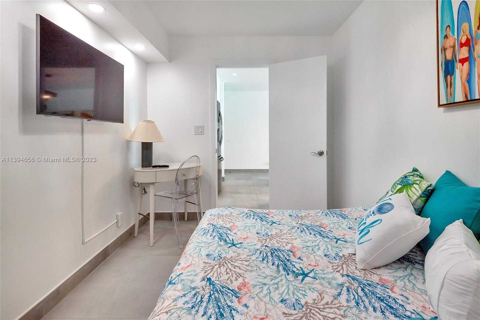 Small Image of 4001 SOUTH OCEAN DR #14H, Hollywood Number 19