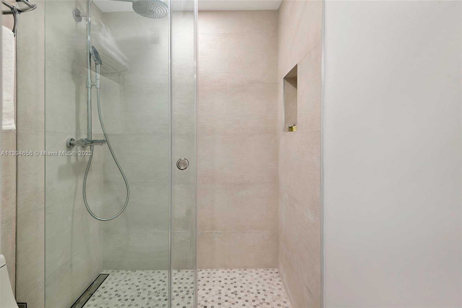 Small Image of 4001 SOUTH OCEAN DR #14H, Hollywood Number 34