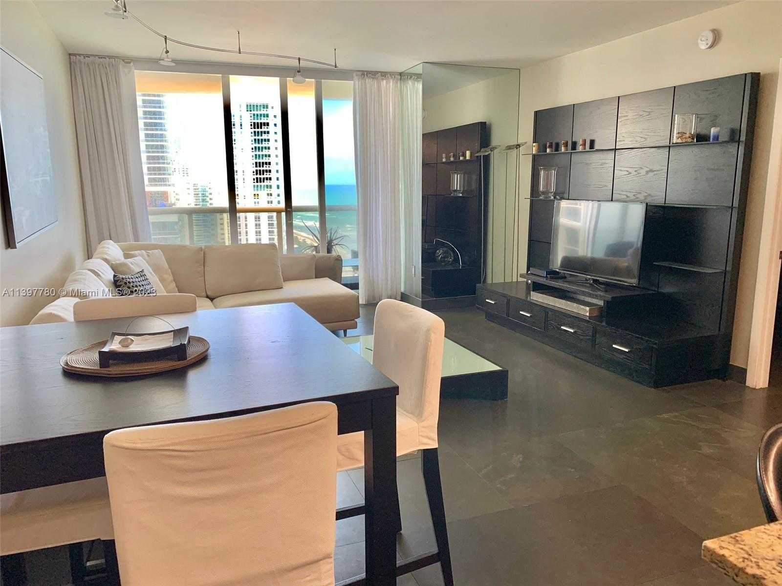 Small Image of 1830 SOUTH OCEAN DR #1610, Hallandale Beach Number 12