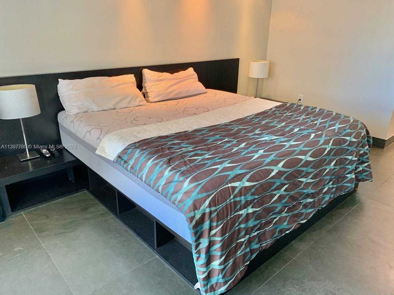 Small Image of 1830 SOUTH OCEAN DR #1610, Hallandale Beach Number 17