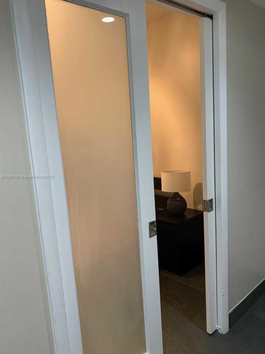 Small Image of 1830 SOUTH OCEAN DR #1610, Hallandale Beach Number 22