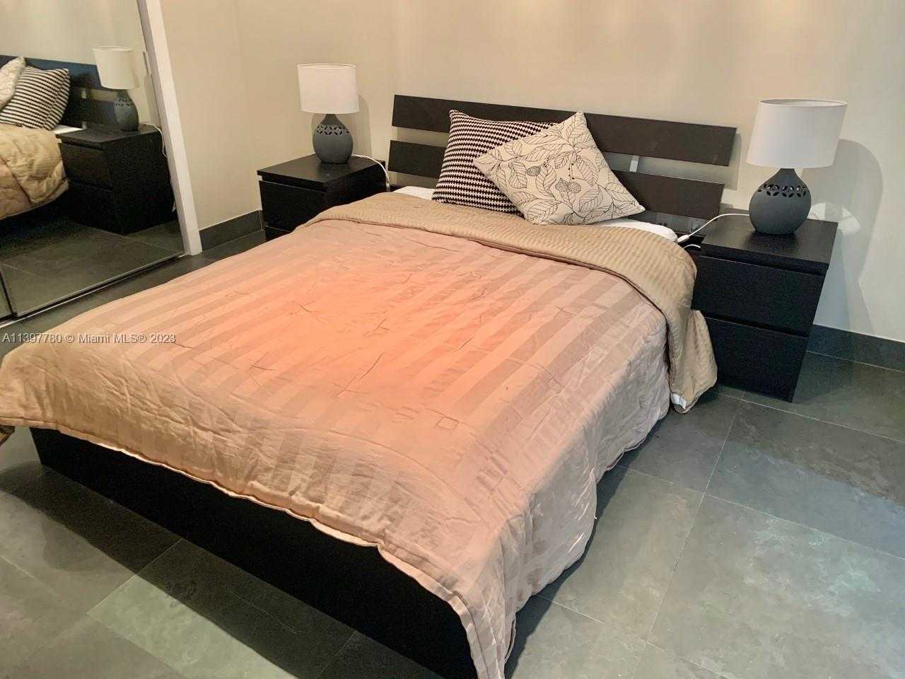 Small Image of 1830 SOUTH OCEAN DR #1610, Hallandale Beach Number 23