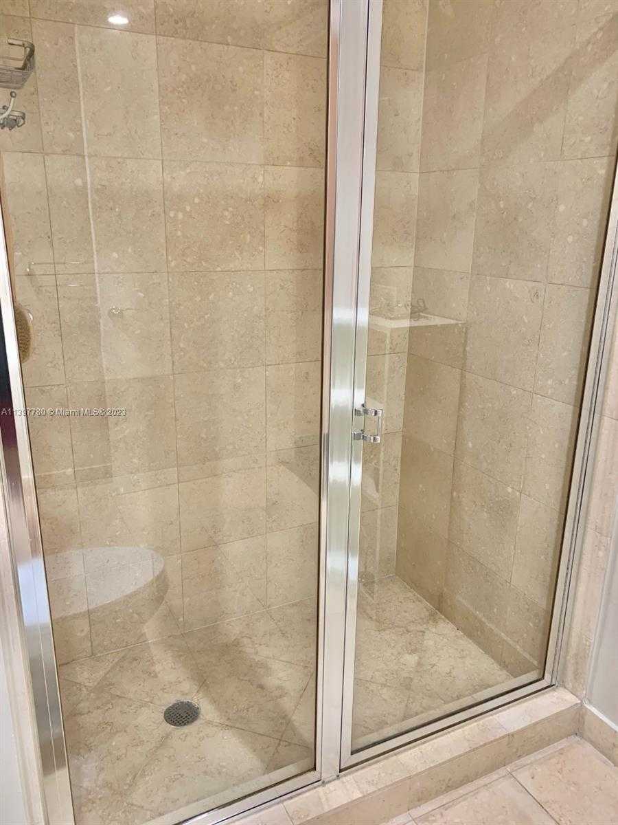 Small Image of 1830 SOUTH OCEAN DR #1610, Hallandale Beach Number 25