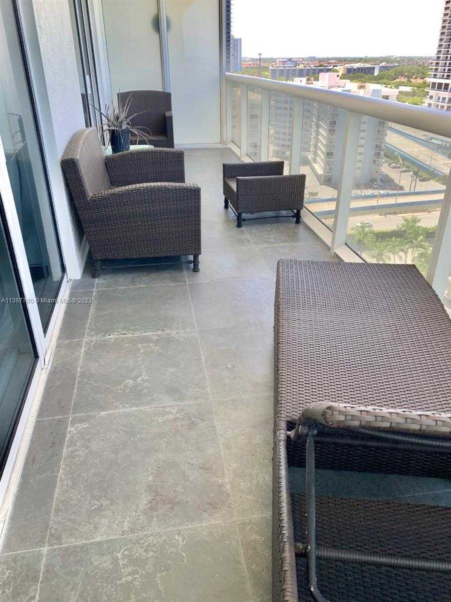 Small Image of 1830 SOUTH OCEAN DR #1610, Hallandale Beach Number 5