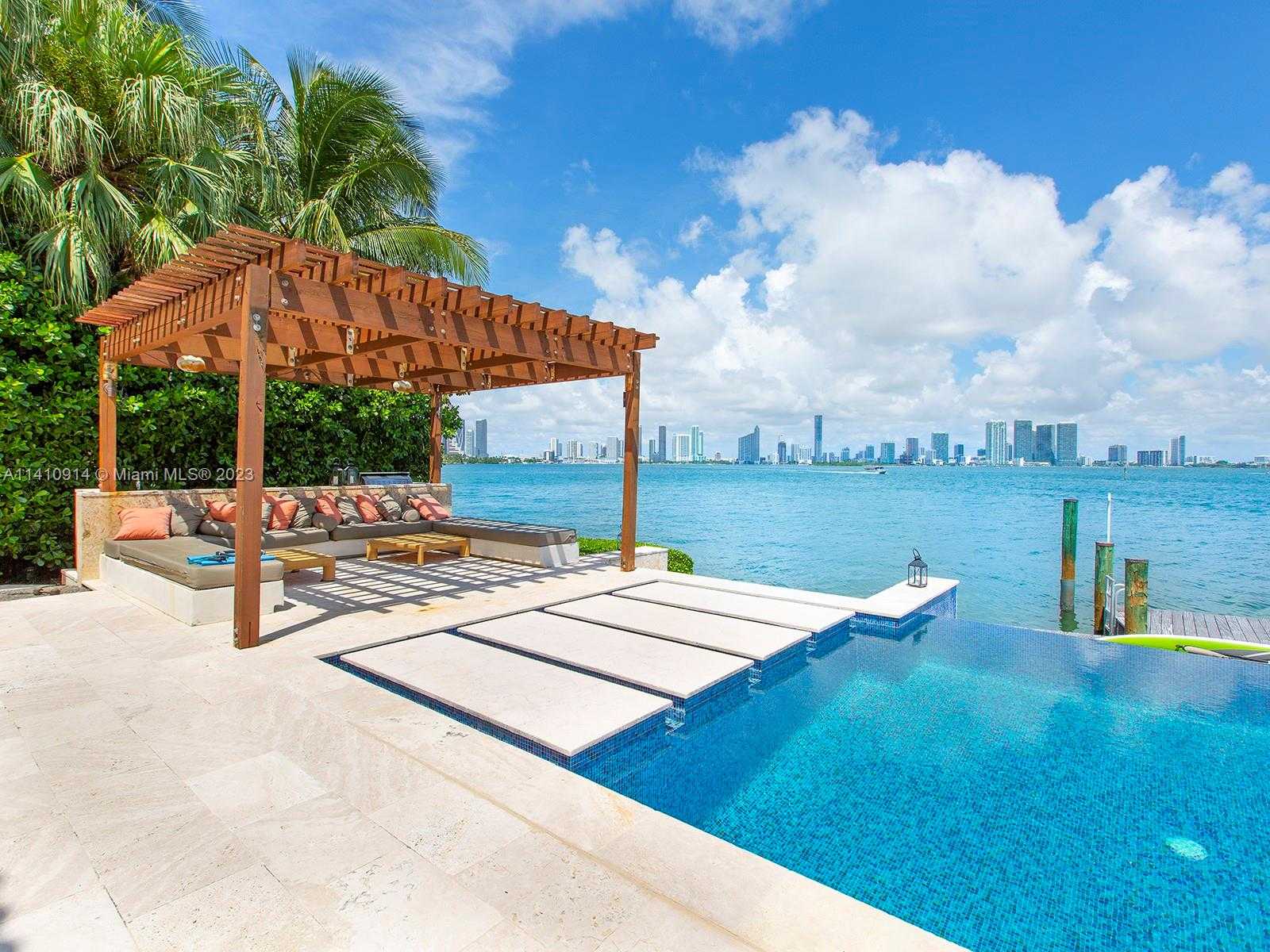 Small Image of 820 WEST DILIDO DR, Miami Beach Number 25