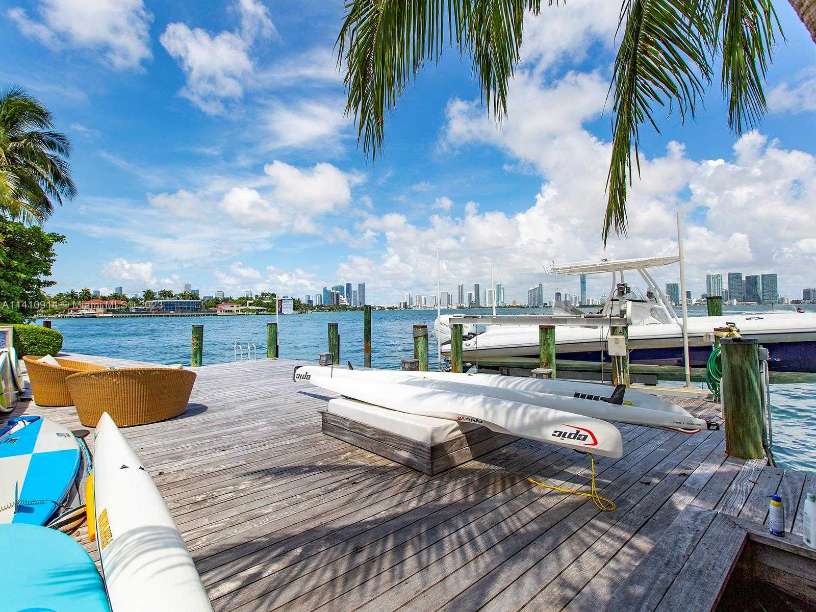 Small Image of 820 WEST DILIDO DR, Miami Beach Number 31