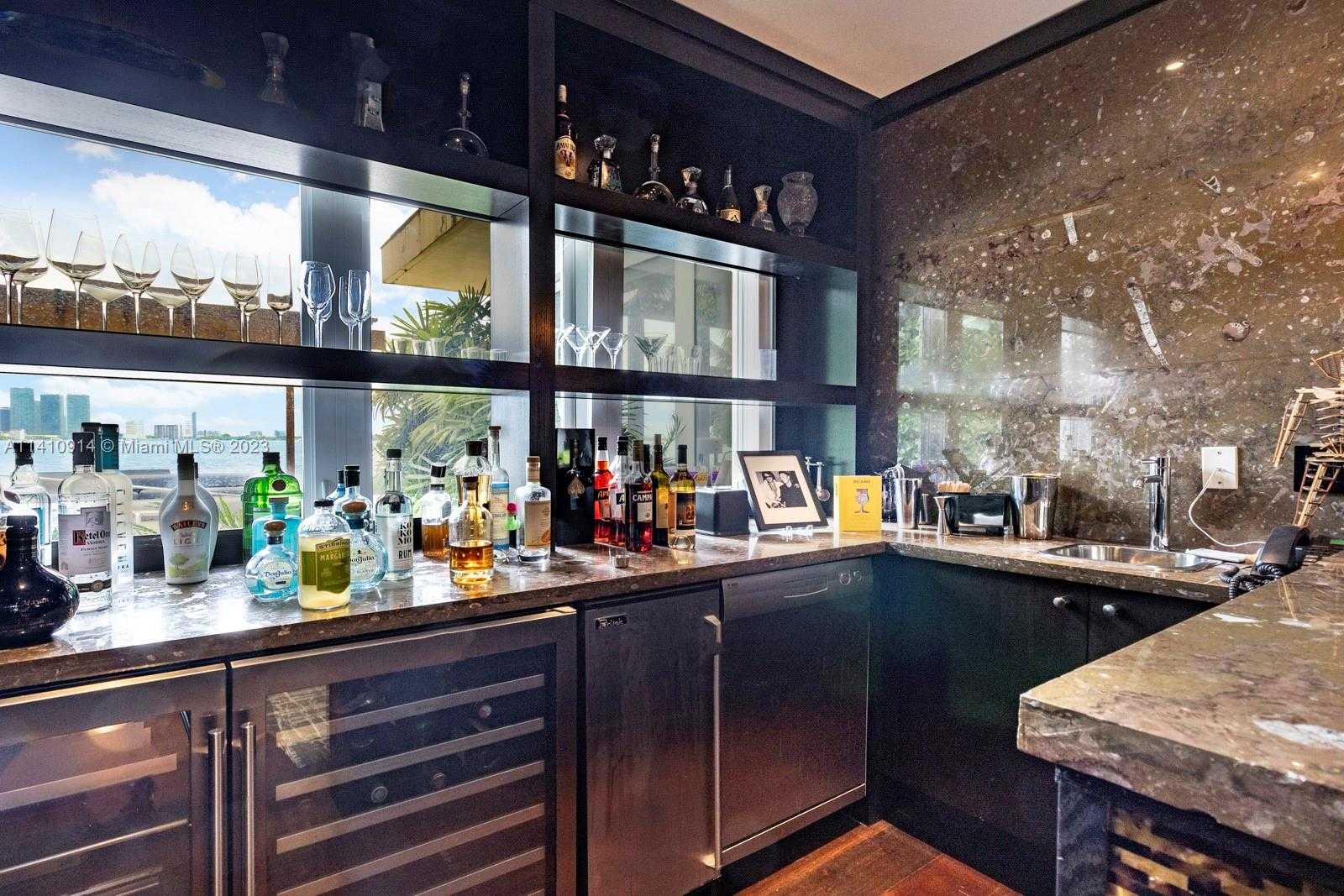 Small Image of 820 WEST DILIDO DR, Miami Beach Number 6