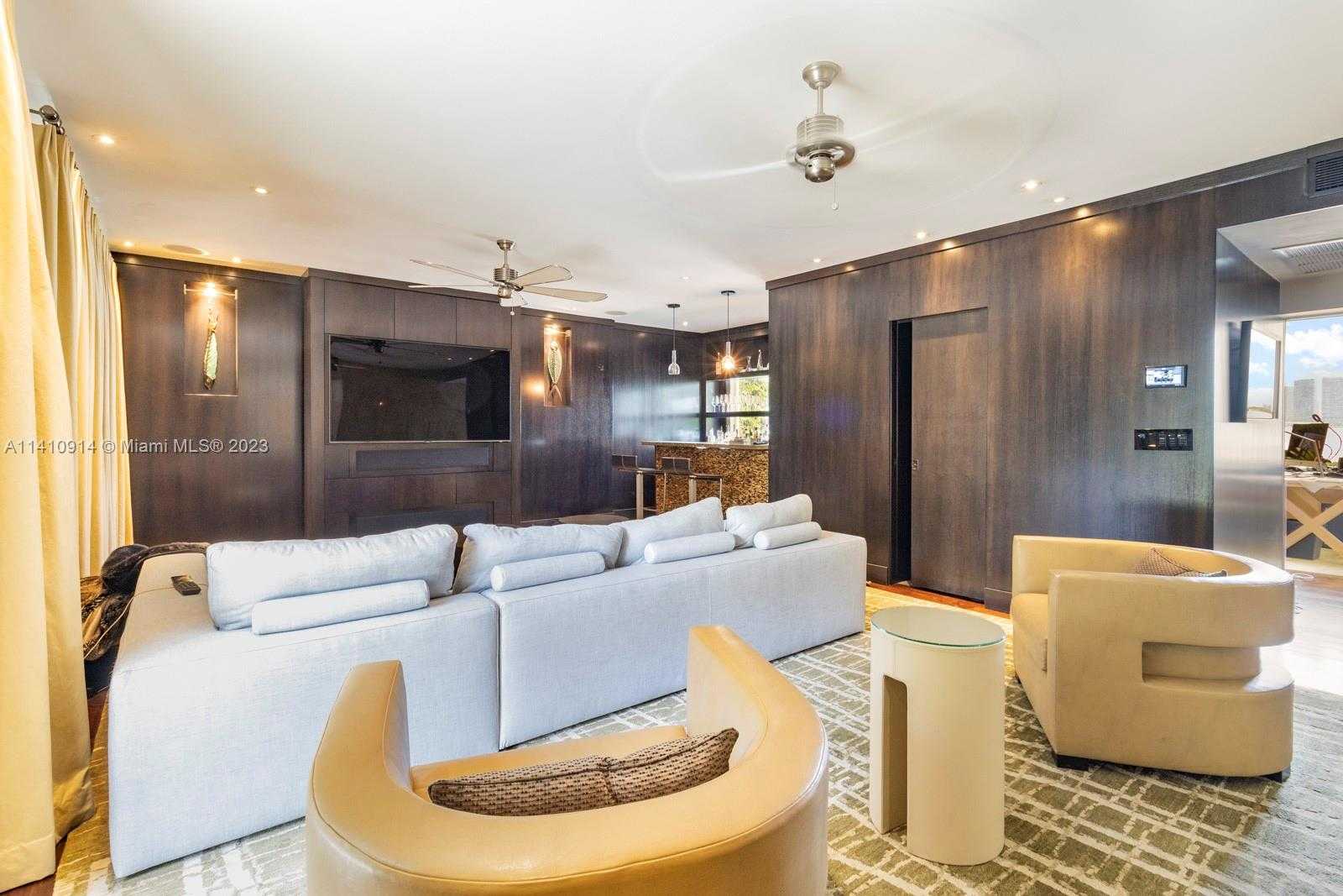 Small Image of 820 WEST DILIDO DR, Miami Beach Number 9