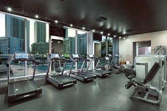 Small Image of 2600 HALLANDALE BEACH BLVD #402, Hallandale Beach Number 14