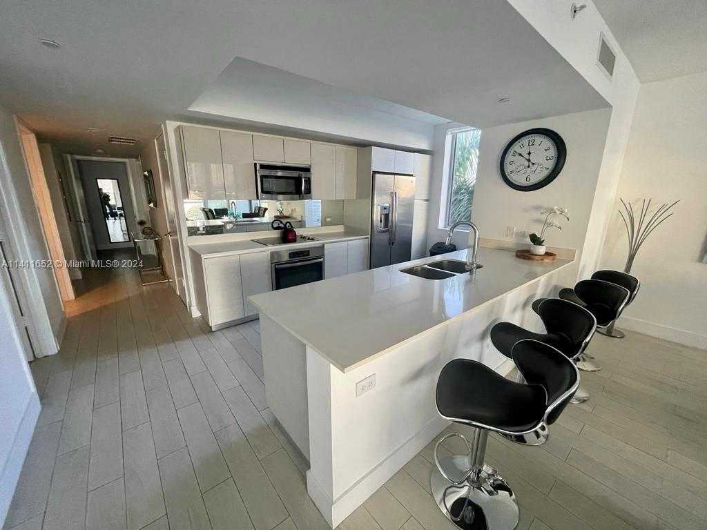 Small Image of 2600 HALLANDALE BEACH BLVD #402, Hallandale Beach Number 5