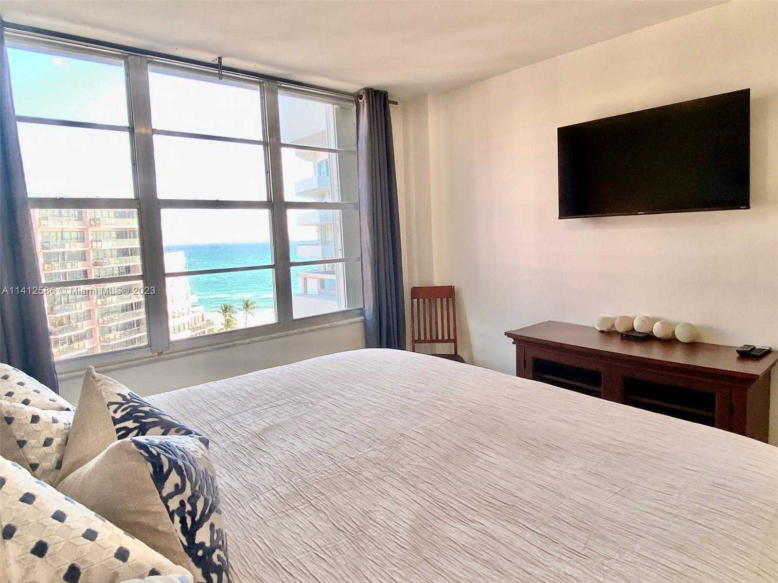 Small Image of 5161 #1502, Miami Beach Number 13
