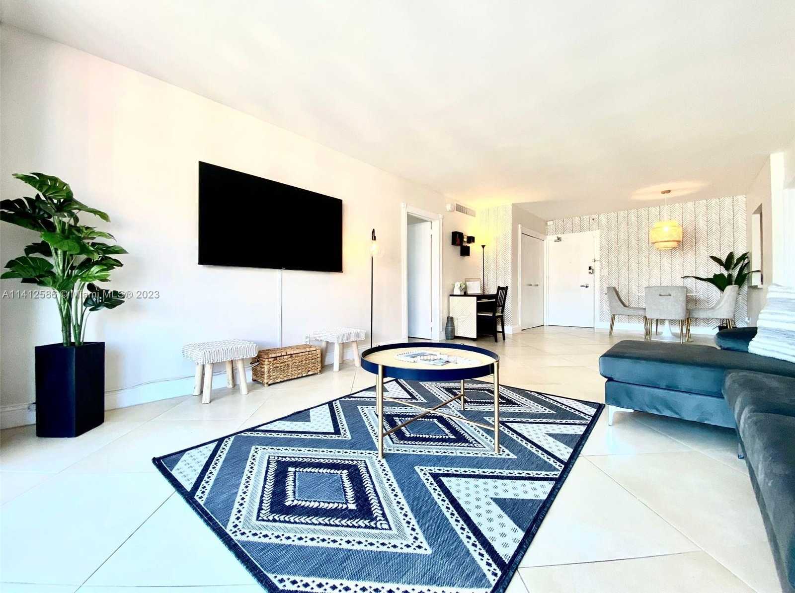 Small Image of 5161 #1502, Miami Beach Number 8