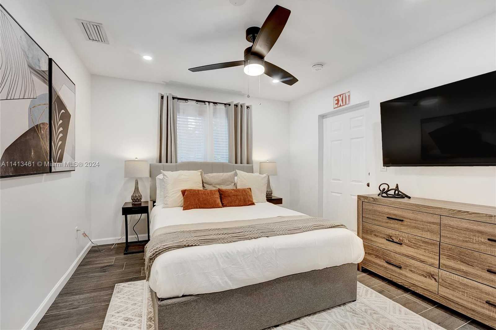 Small Image of 14330 SOUTH WEST 20TH ST, Davie Number 38