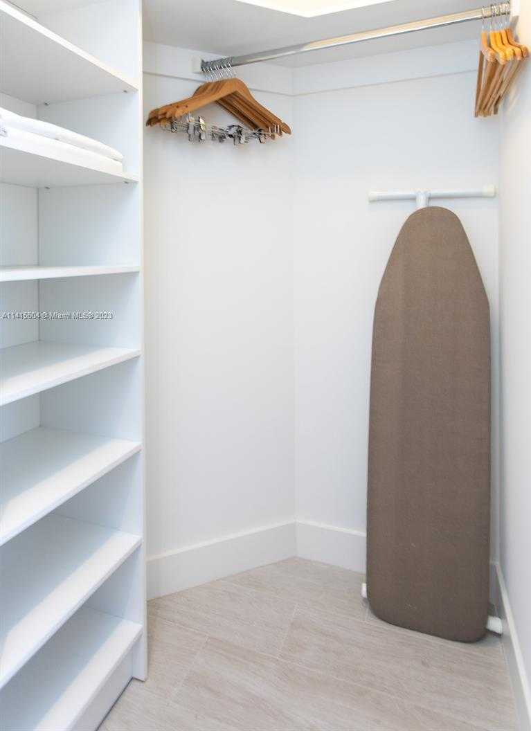 Small Image of 4010 SOUTH OCEAN DR #1201, Hollywood Number 22