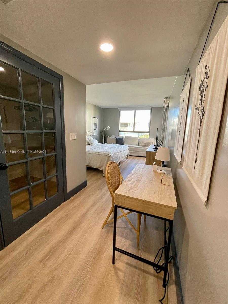 Small Image of 141 CRANDON BLVD #433, Key Biscayne Number 4