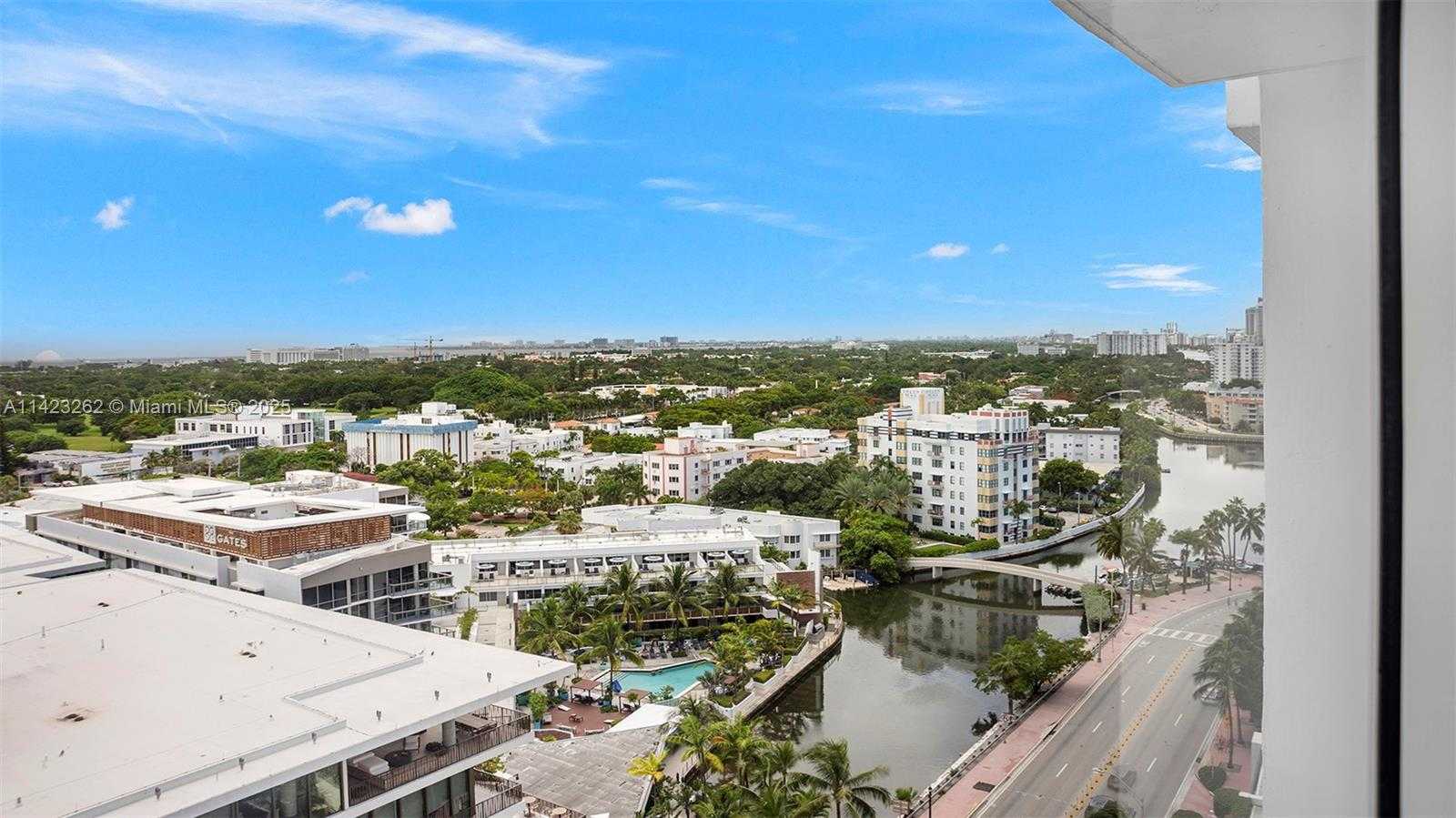 Small Image of 2301 #1632, Miami Beach Number 2