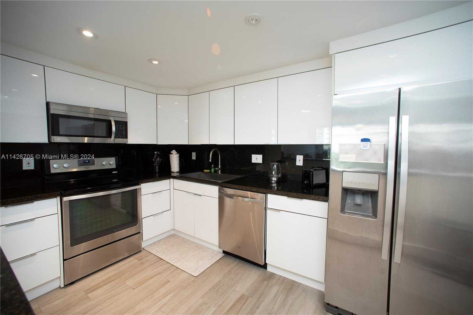 Small Image of 19370 COLLINS AVE #402, Sunny Isles Beach Number 11