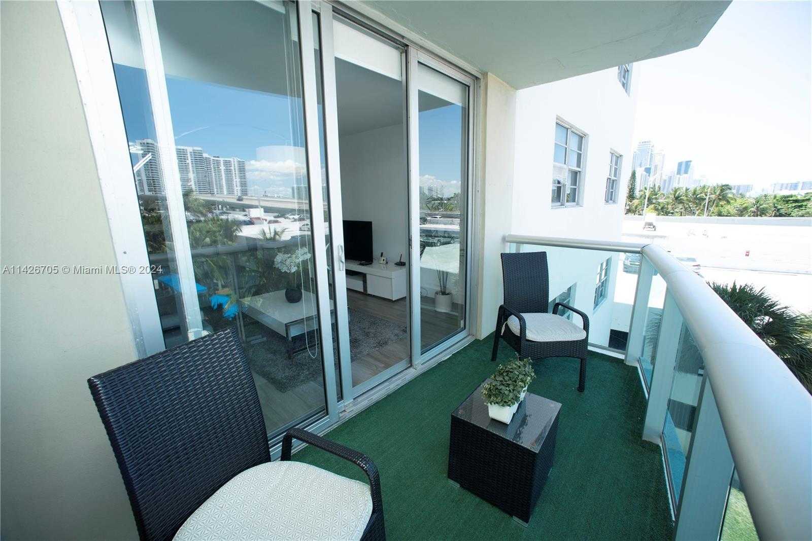Small Image of 19370 COLLINS AVE #402, Sunny Isles Beach Number 4