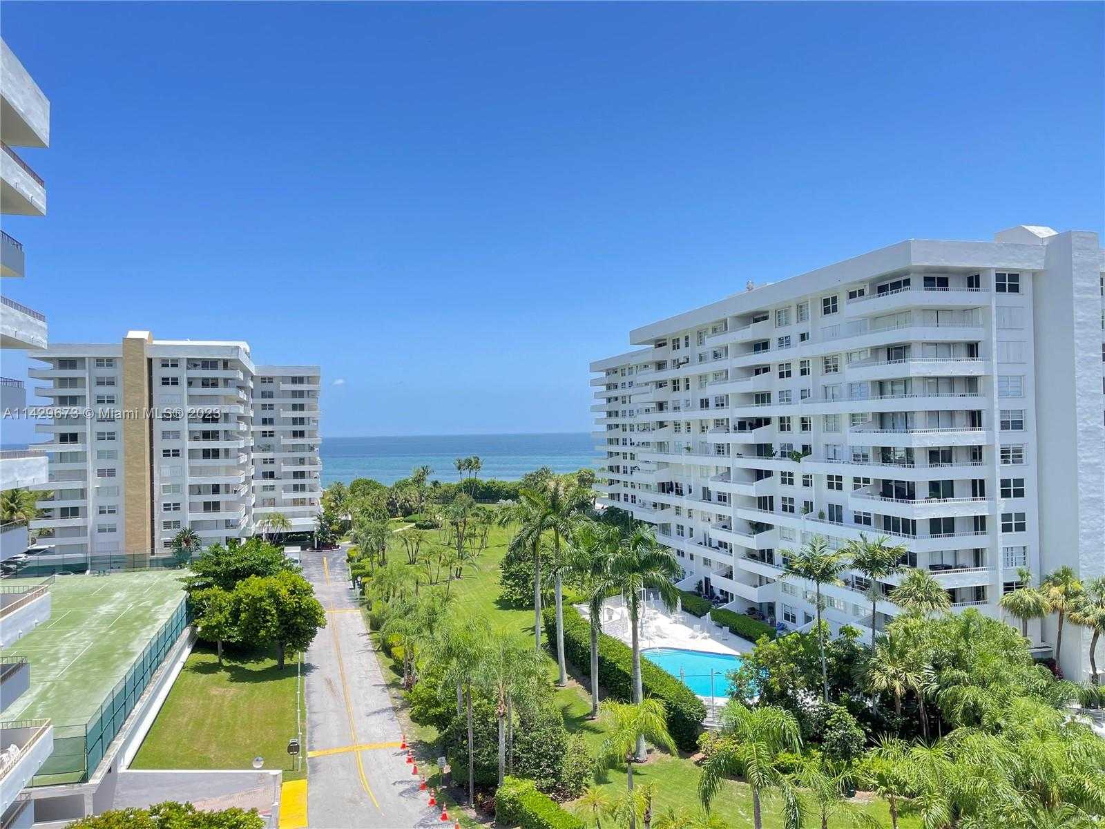 Small Image of 155 OCEAN LANE DR #809, Key Biscayne Number 17
