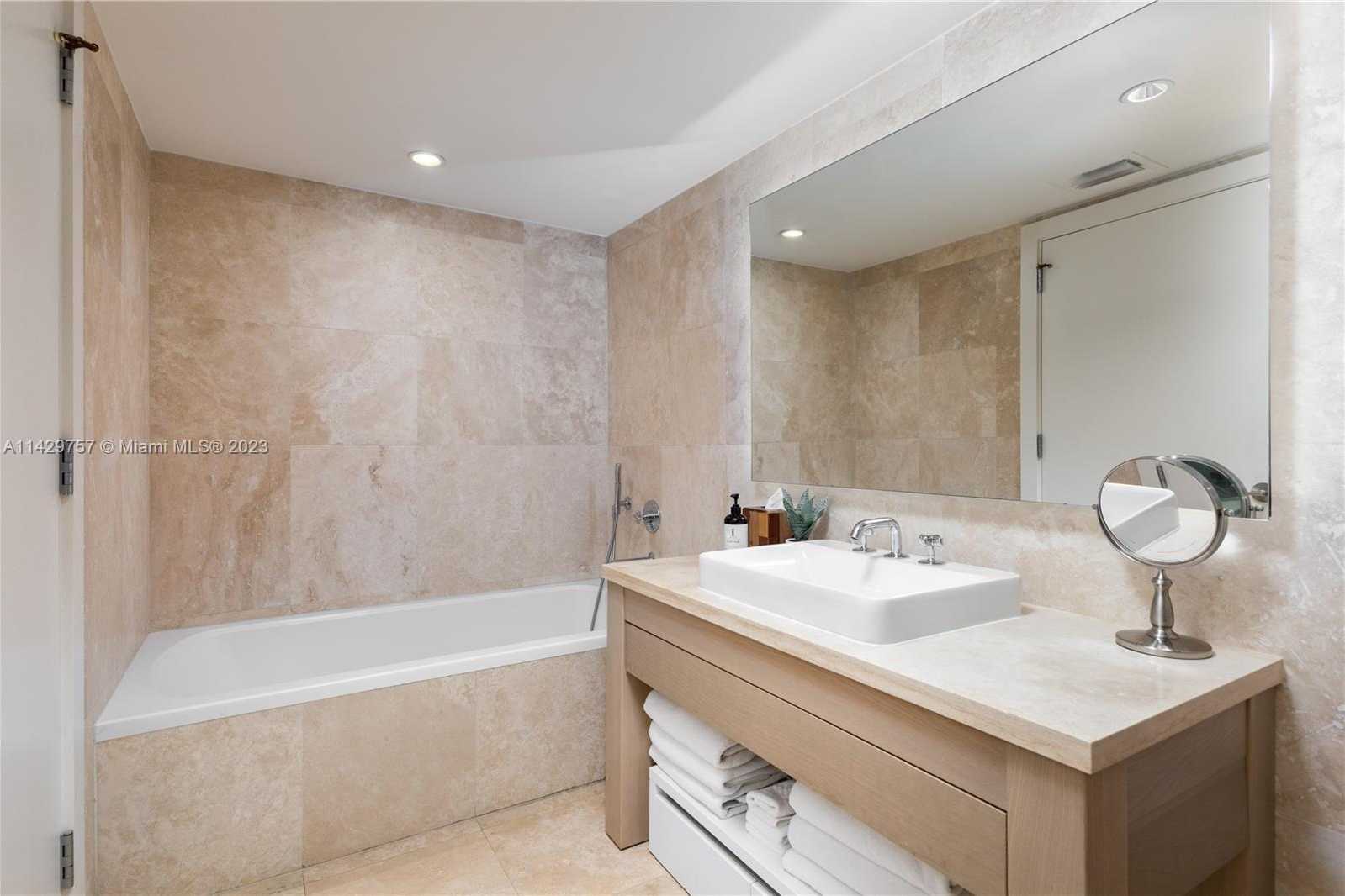 Small Image of 102 24TH ST #1013, Miami Beach Number 32