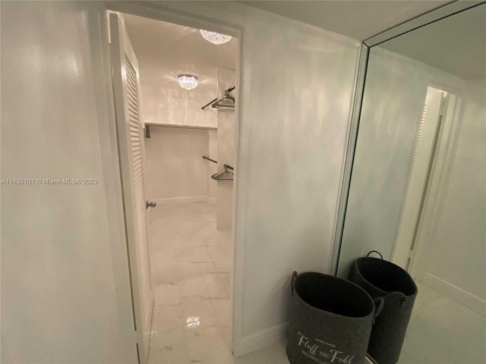 Small Image of 5151 COLLINS AVE #1027, Miami Beach Number 10