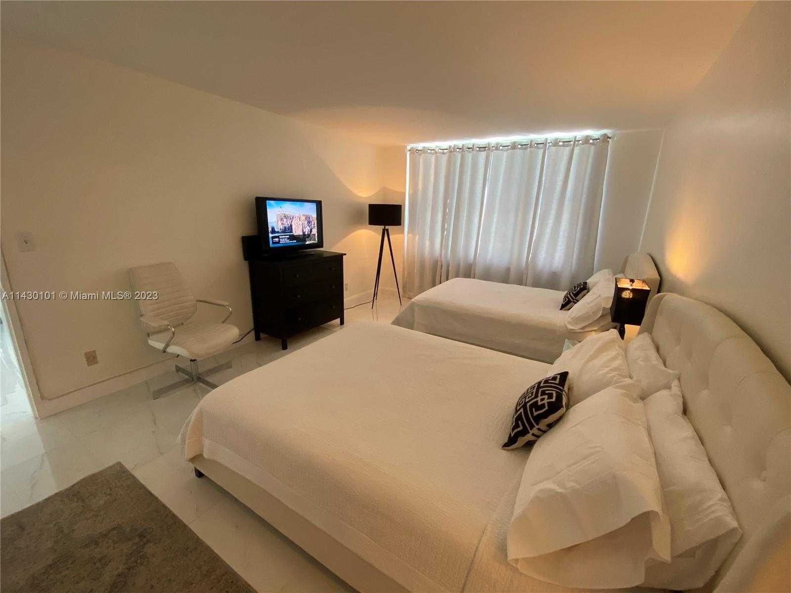 Small Image of 5151 COLLINS AVE #1027, Miami Beach Number 9