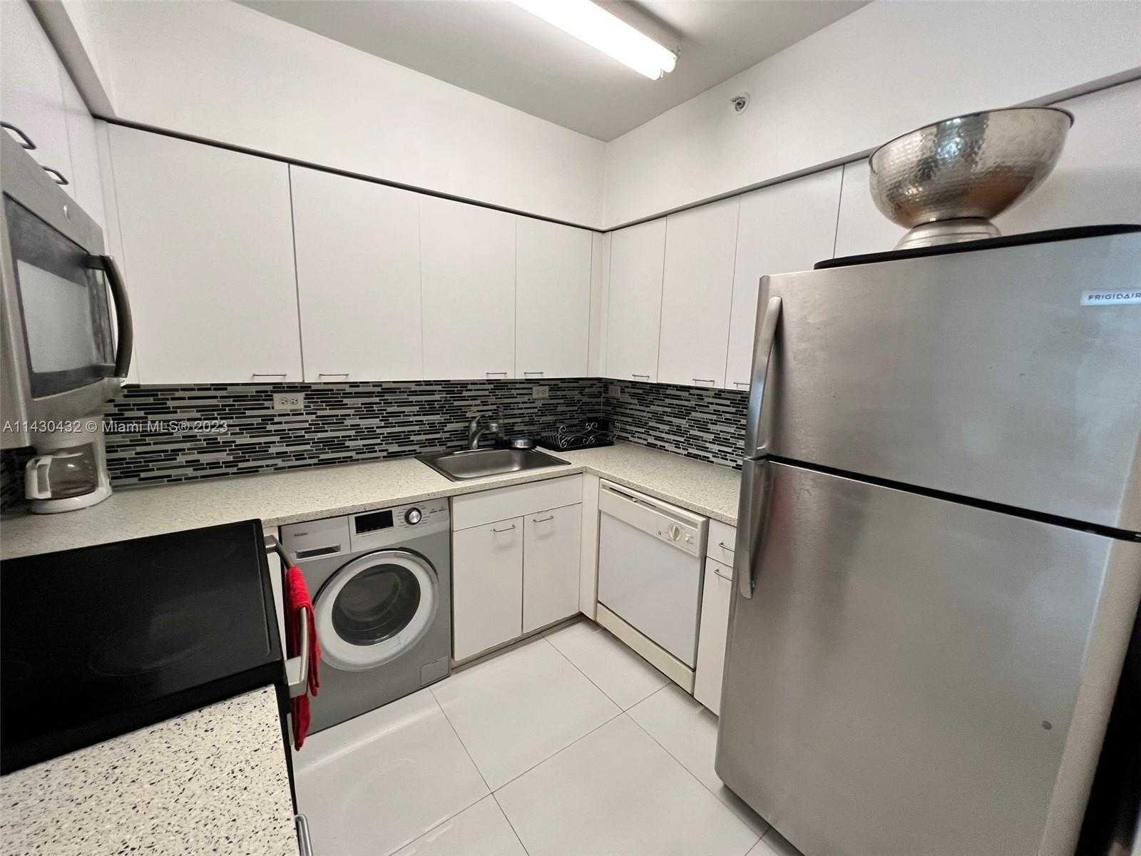 Small Image of 1500 BAY RD #1164S, Miami Beach Number 5