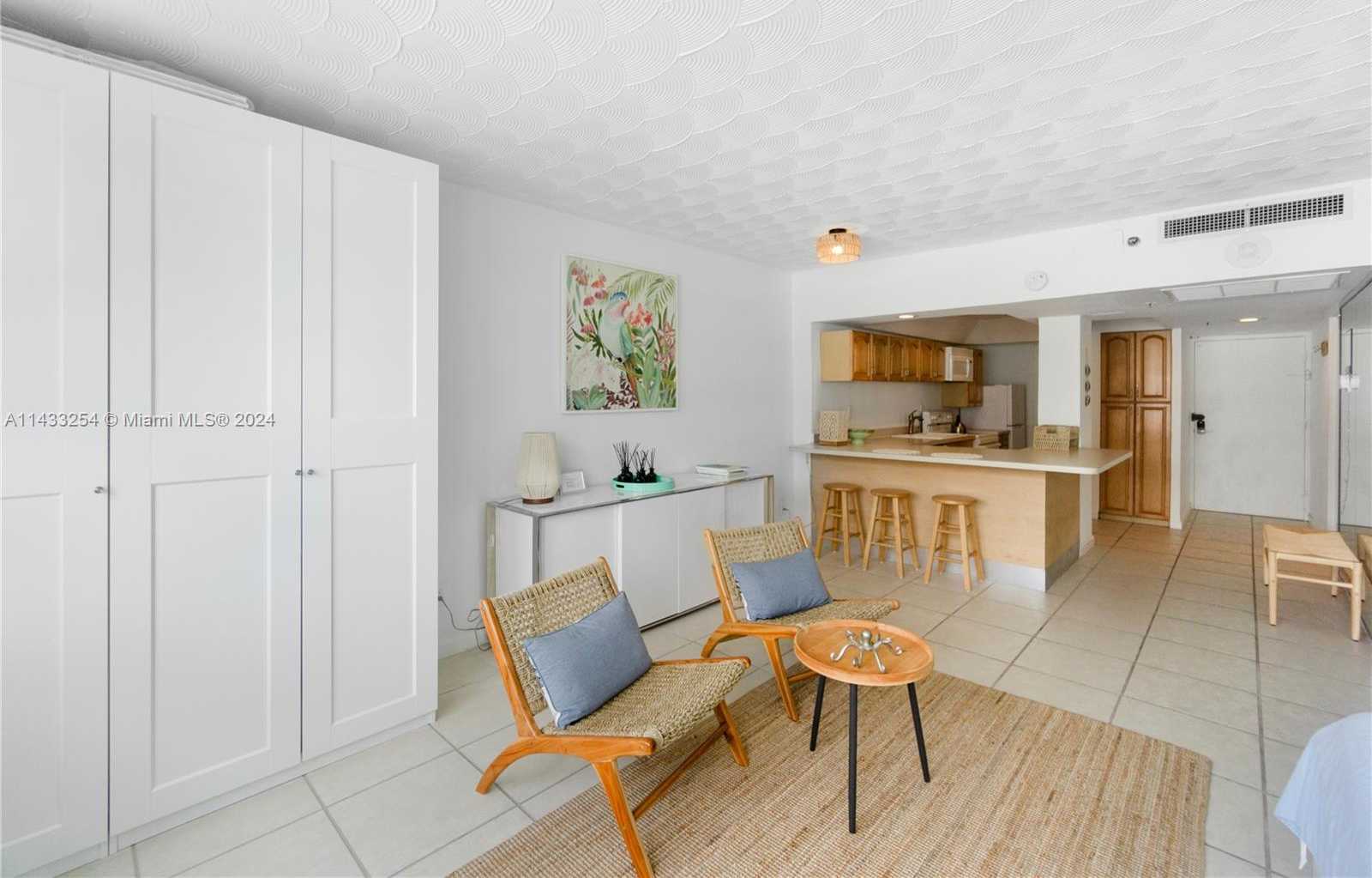 Small Image of 100 LINCOLN RD #1039, Miami Beach Number 5