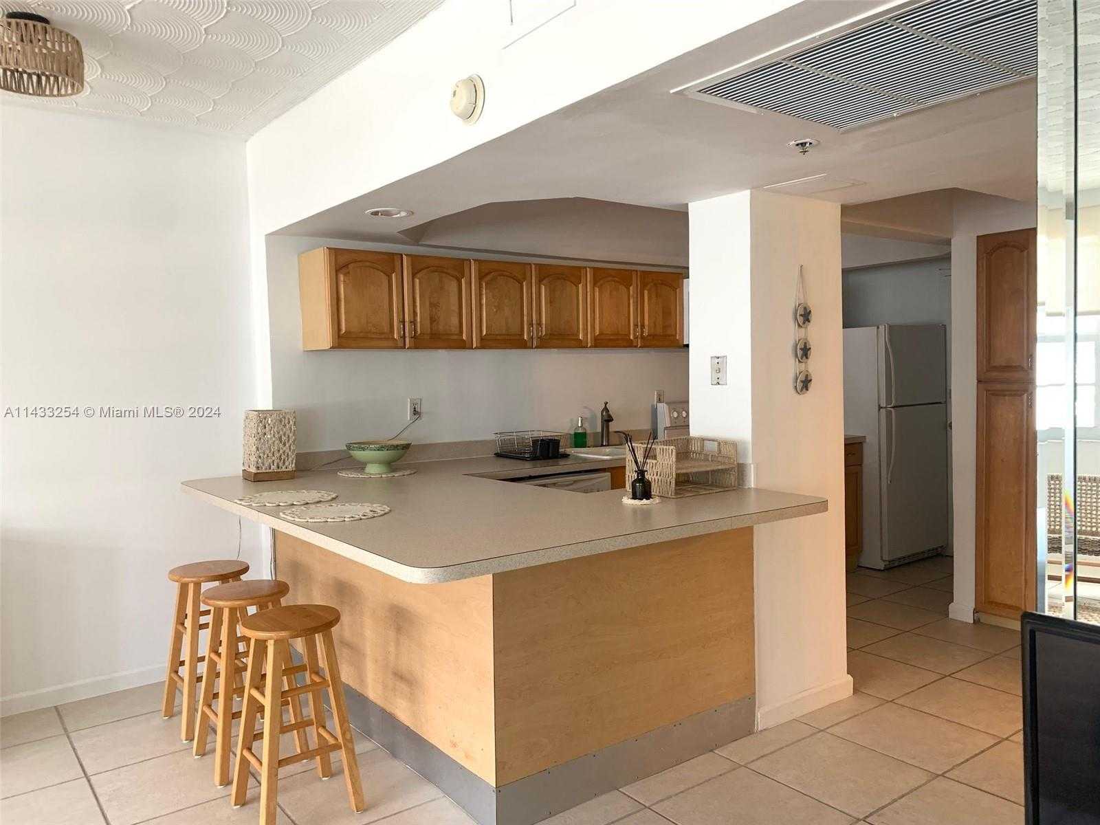 Small Image of 100 LINCOLN RD #1039, Miami Beach Number 9