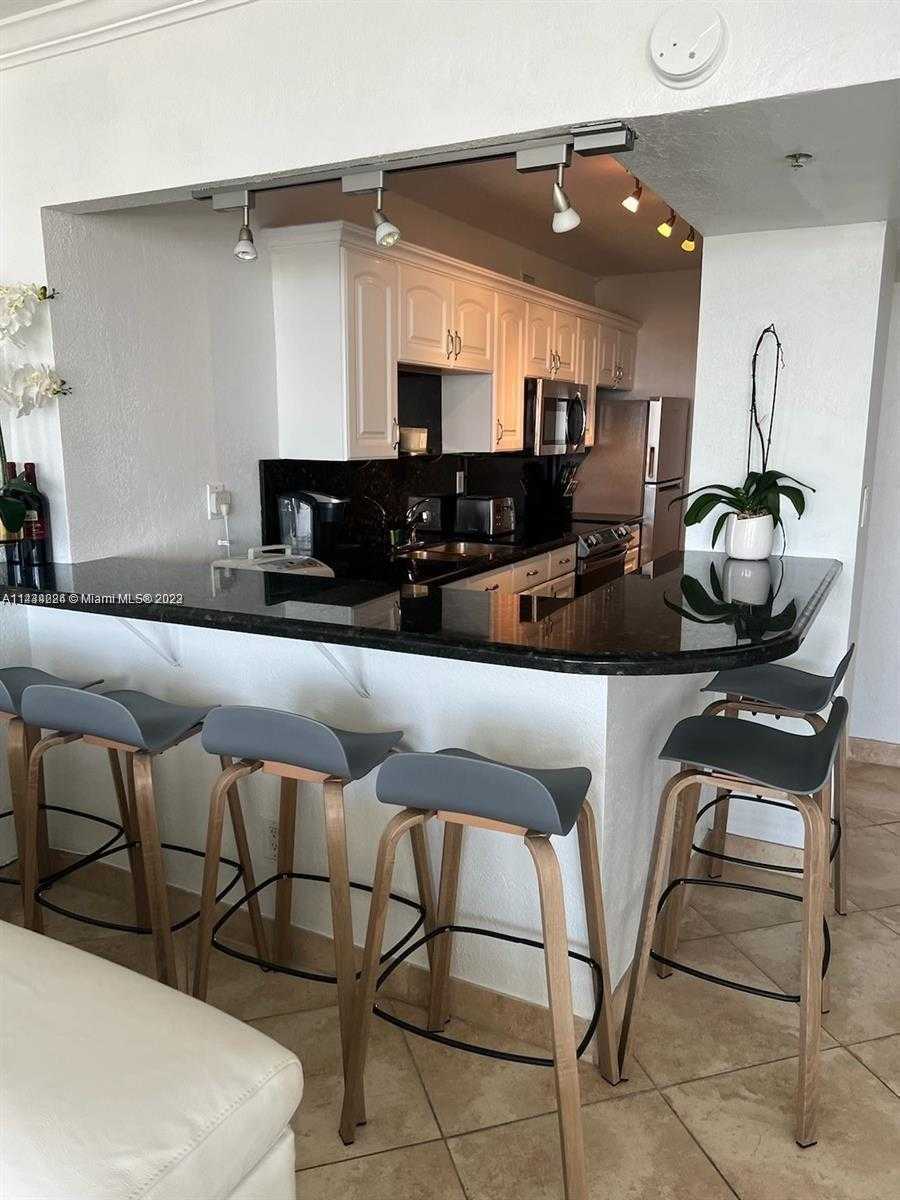 Small Image of 100 LINCOLN RD #1612, Miami Beach Number 10