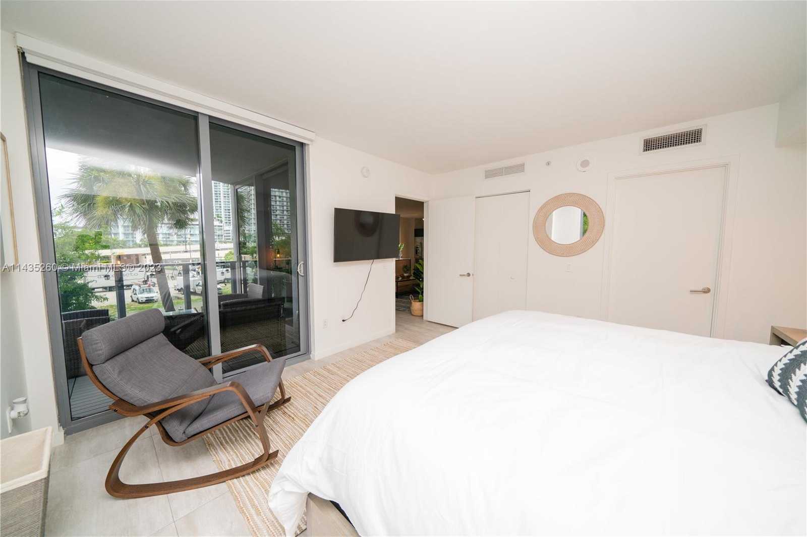 Small Image of 31 SOUTH EAST 6TH ST #301, Miami Number 16