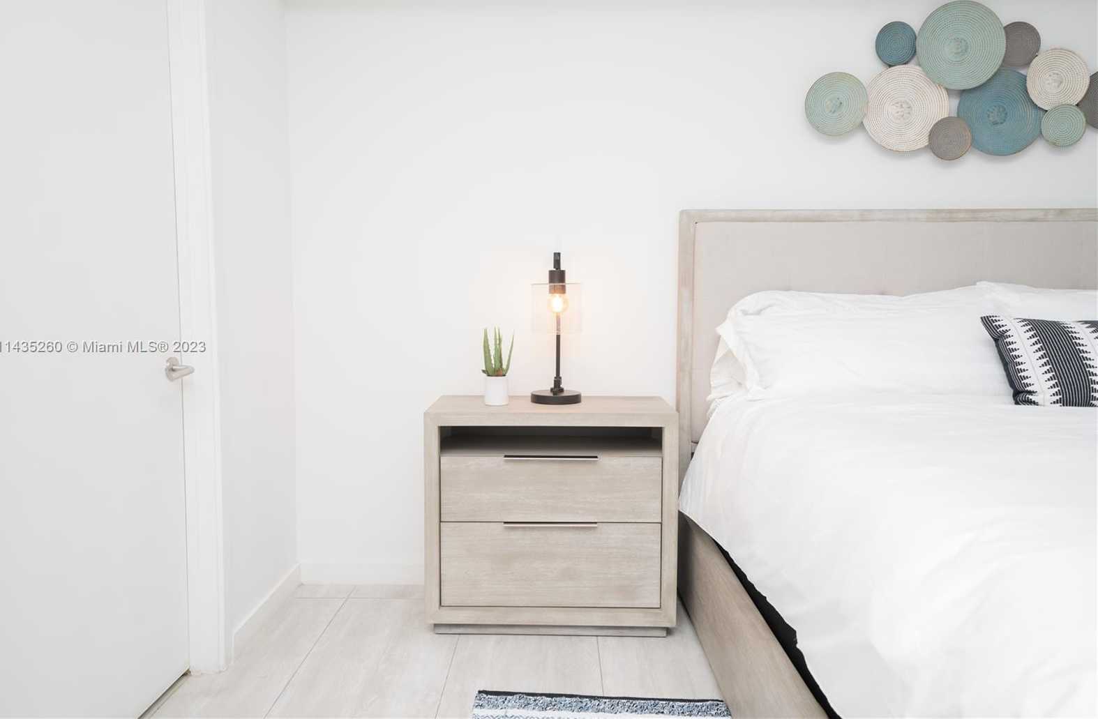 Small Image of 31 SOUTH EAST 6TH ST #301, Miami Number 17