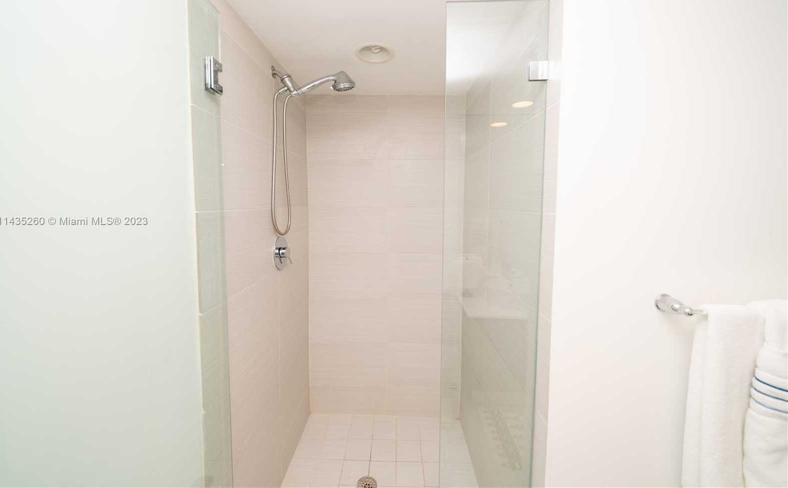 Small Image of 31 SOUTH EAST 6TH ST #301, Miami Number 51