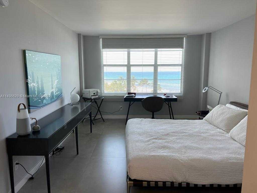 Small Image of 5151 #935, Miami Beach Number 7