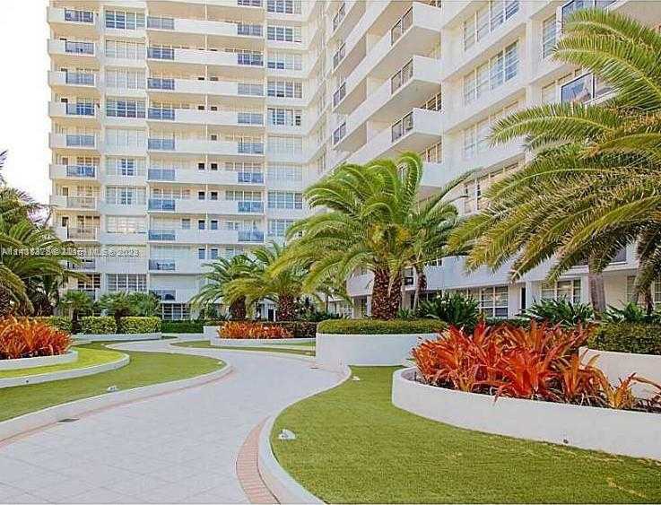 Small Image of 100 #1504, Miami Beach Number 15