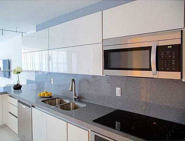 Small Image of 100 #1504, Miami Beach Number 6