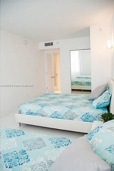 Small Image of 100 #1504, Miami Beach Number 9