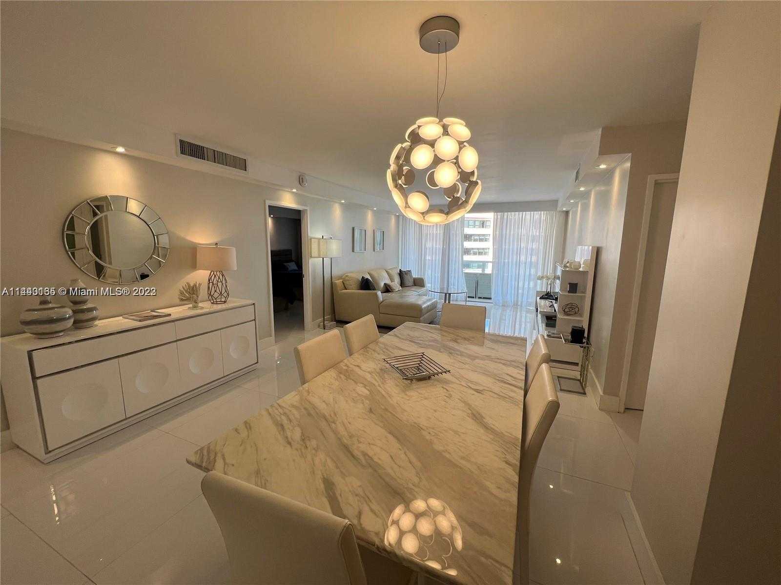 Small Image of 5161 COLLINS AV #1403, Miami Beach Number 4