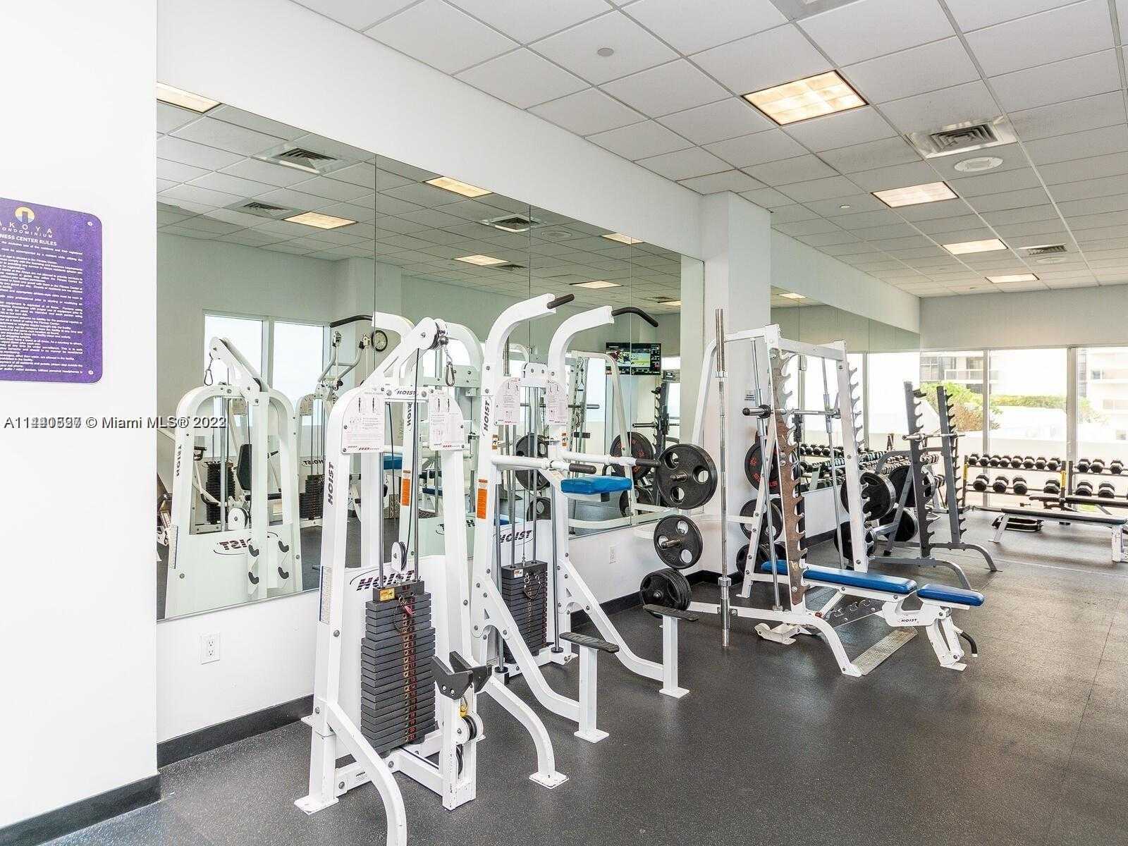 Small Image of 6365 COLLINS AVE #3010, Miami Beach Number 13