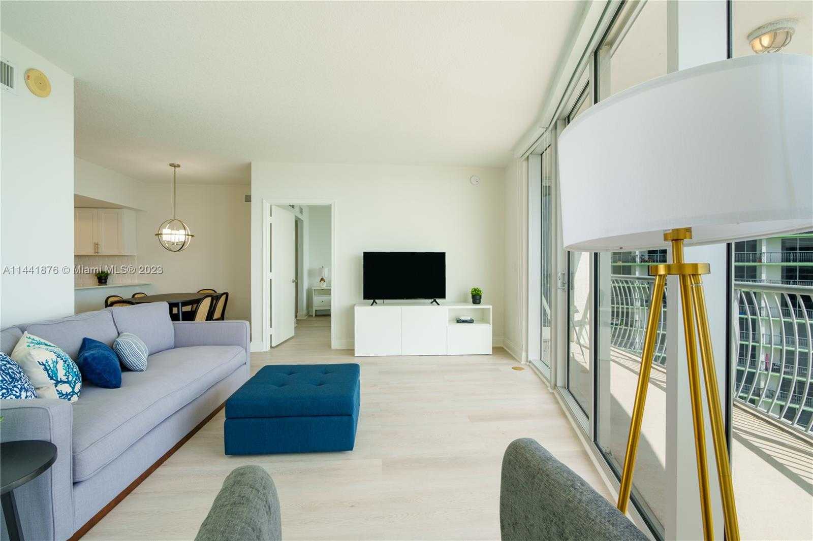 Small Image of 1750 NORTH BAYSHORE DR #2401, Miami Number 28