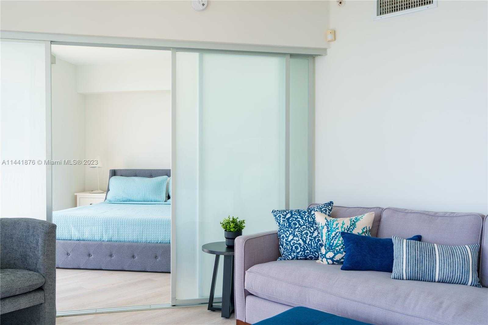 Small Image of 1750 NORTH BAYSHORE DR #2401, Miami Number 29