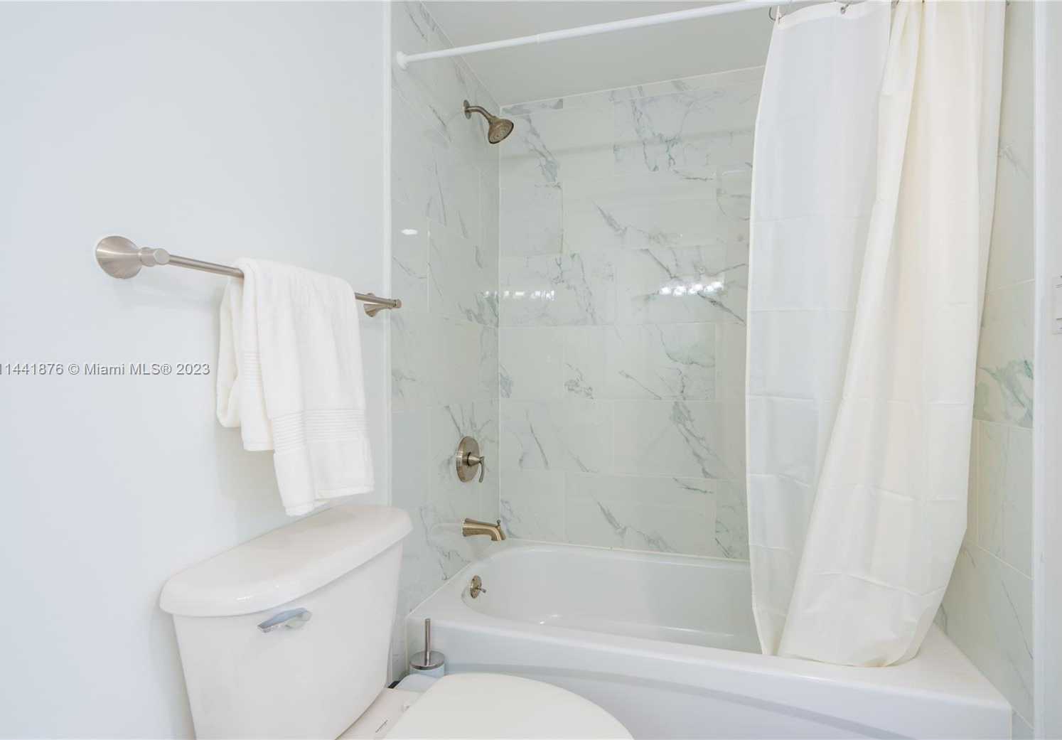 Small Image of 1750 NORTH BAYSHORE DR #2401, Miami Number 37