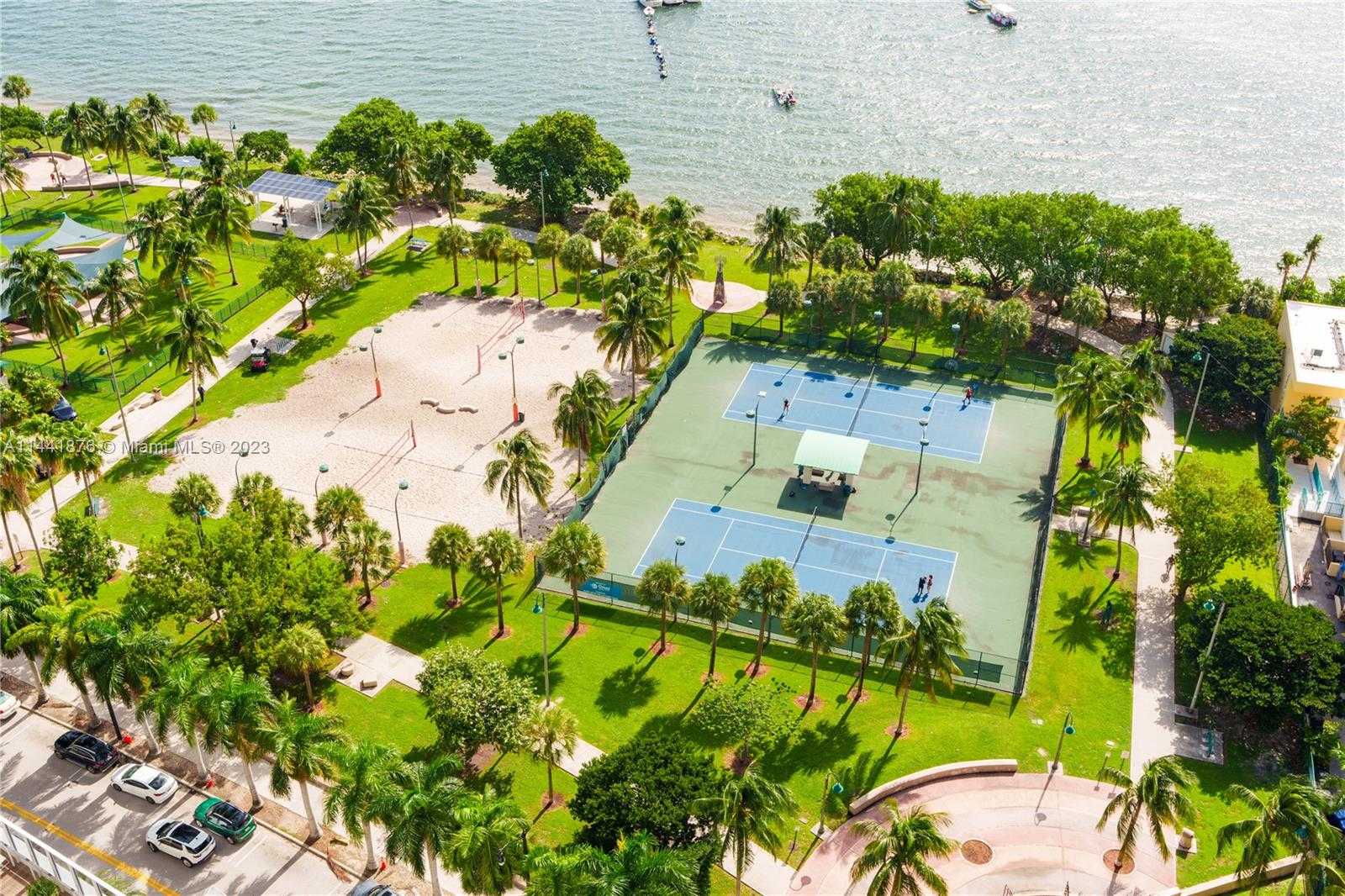 Small Image of 1750 NORTH BAYSHORE DR #2401, Miami Number 7