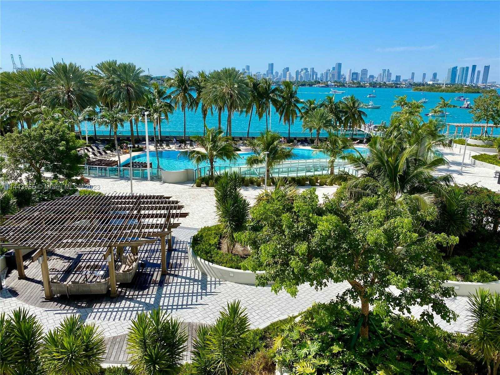 Small Image of 1500 Bay Rd, Miami Beach, FL 33139, USA Number 15