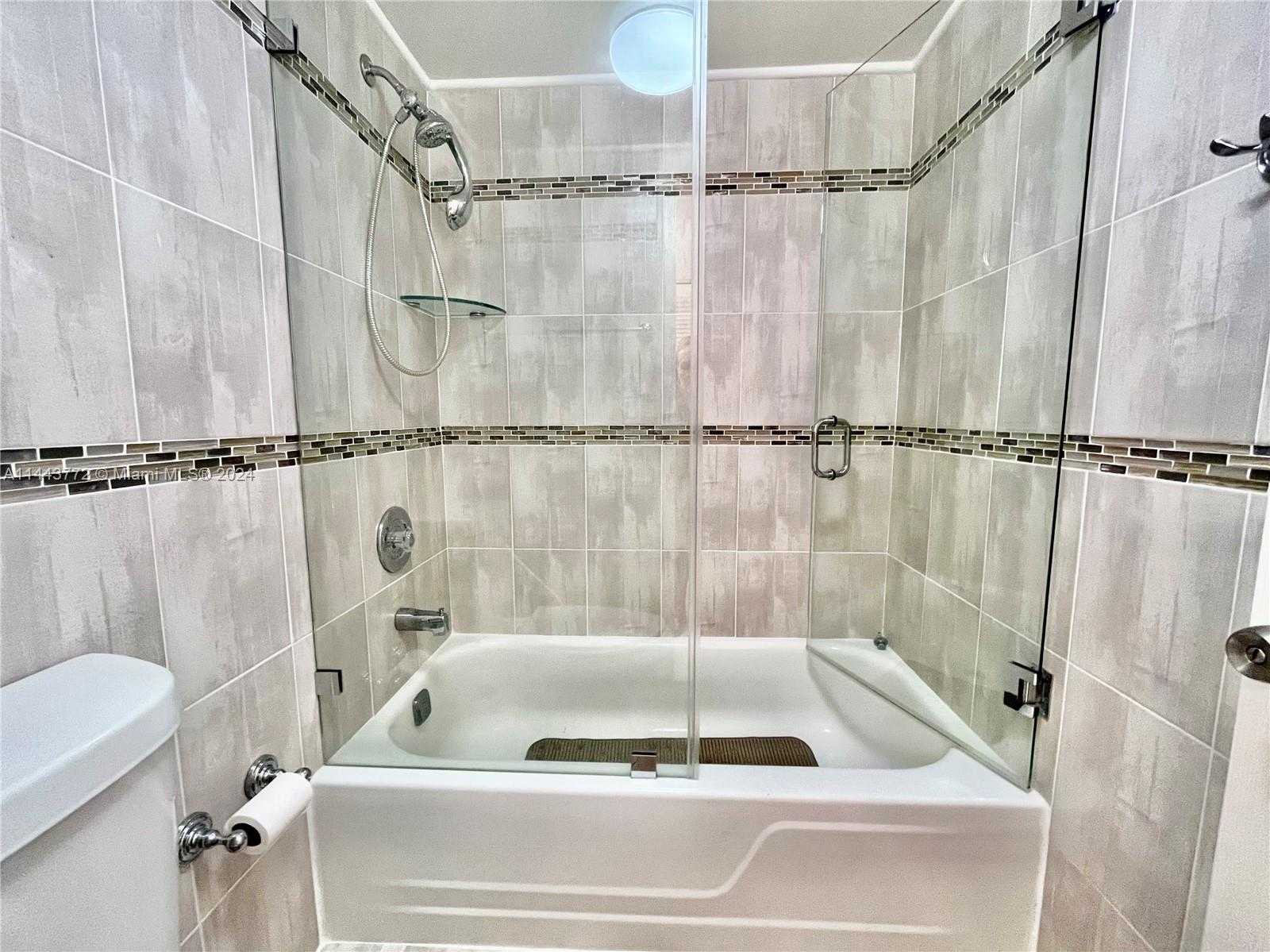 Small Image of 9273 COLLINS AVE #507, Surfside Number 15