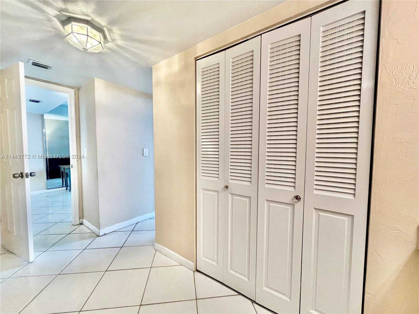 Small Image of 9273 COLLINS AVE #507, Surfside Number 16