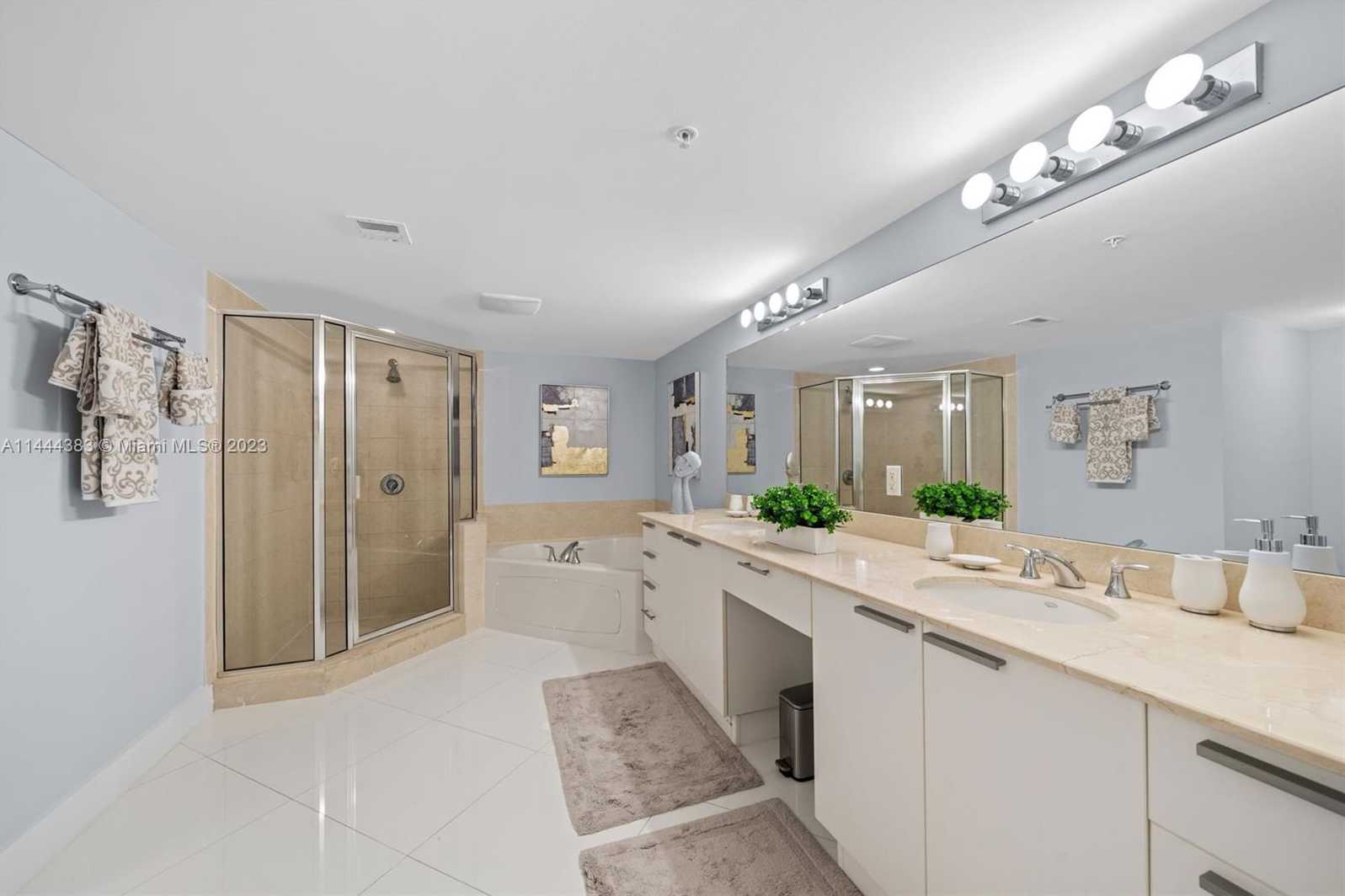 Small Image of 16699 COLLINS AVE #1104, Sunny Isles Beach Number 19