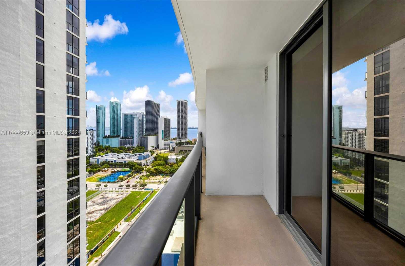 Small Image of 1600 NORTH EAST 1ST AVE #2318, Miami Number 18