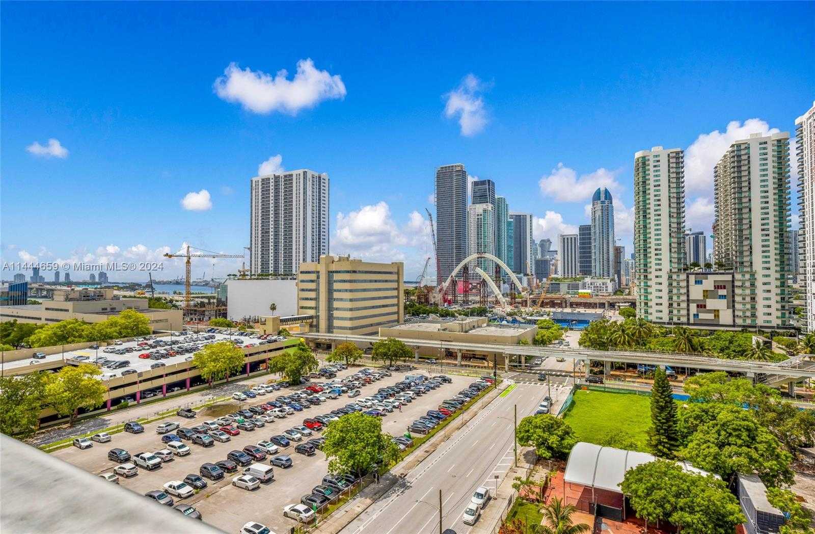 Small Image of 1600 NORTH EAST 1ST AVE #2318, Miami Number 32