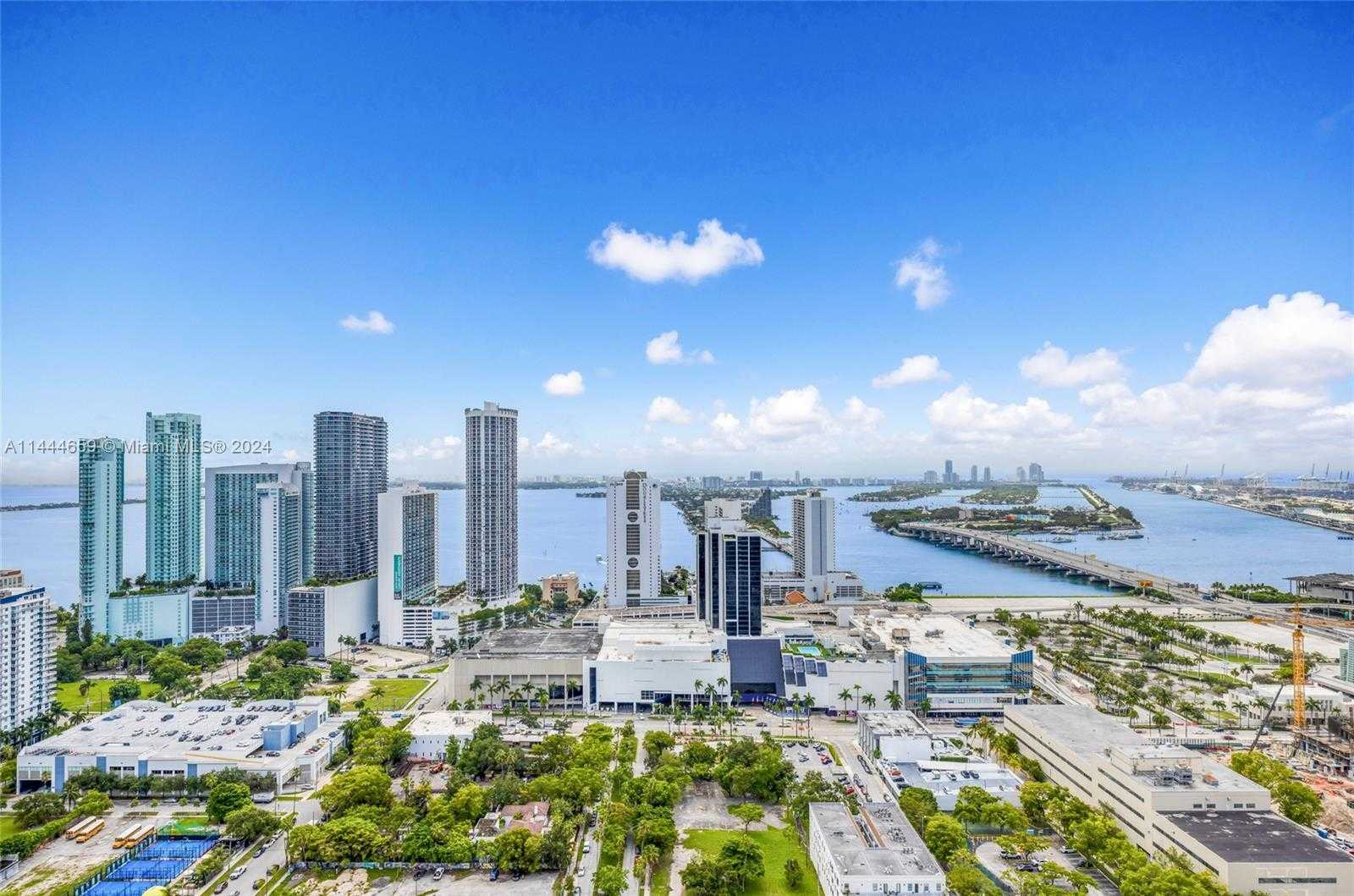 Small Image of 1600 NORTH EAST 1ST AVE #2318, Miami Number 41